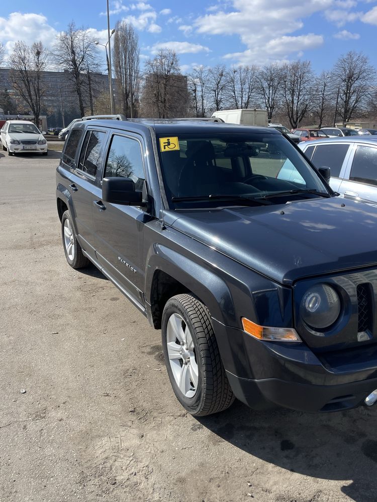Продам jeep patriot в отличном состоянии
