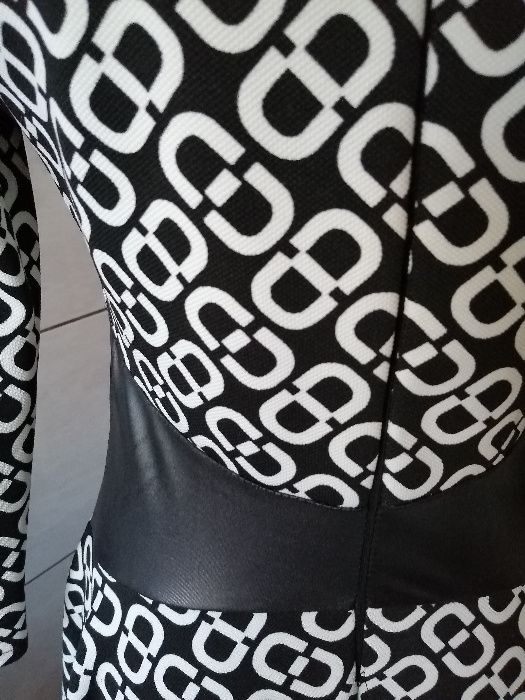 Piękna włoska sukienka roz. L