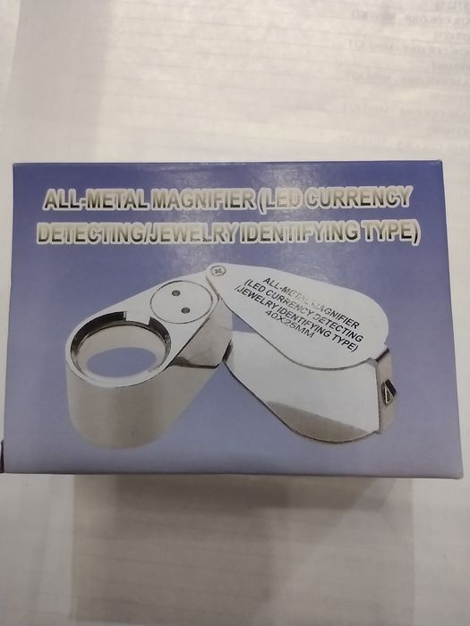 Лупа ювелирная с подсветкой. Оригинал. Недорого.
