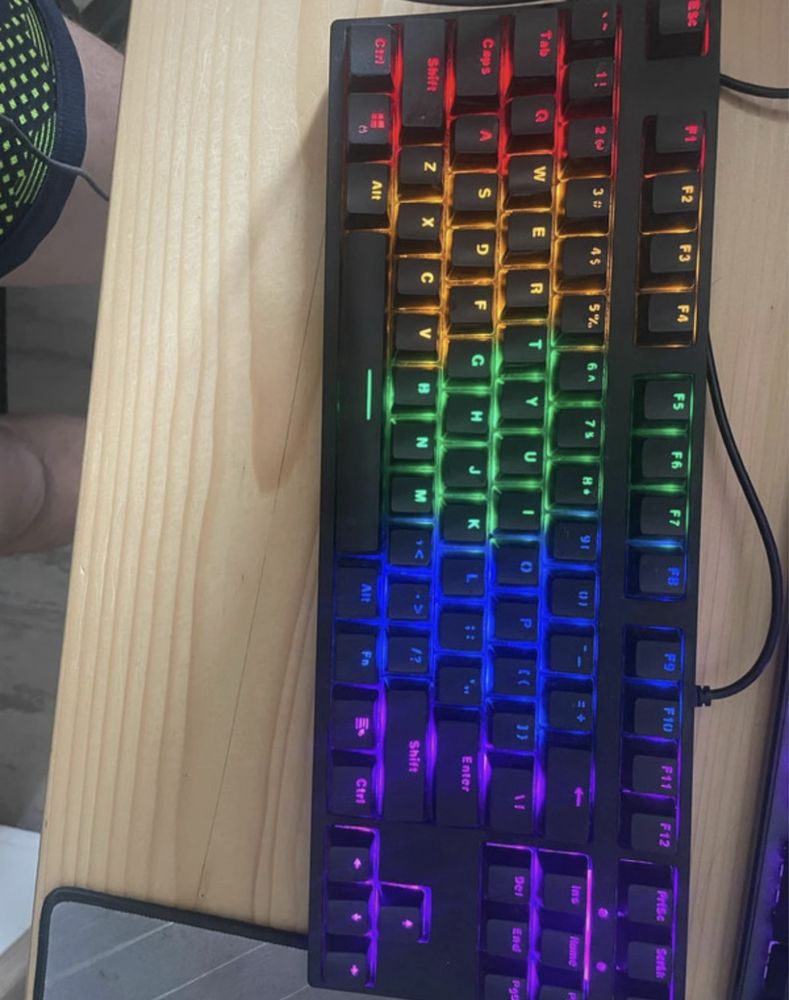 klawiatura mechaniczna krux atax rgb