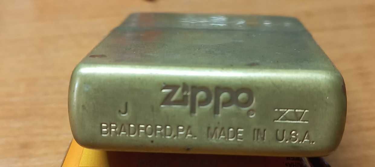 зажигалка zippo  с чехлом