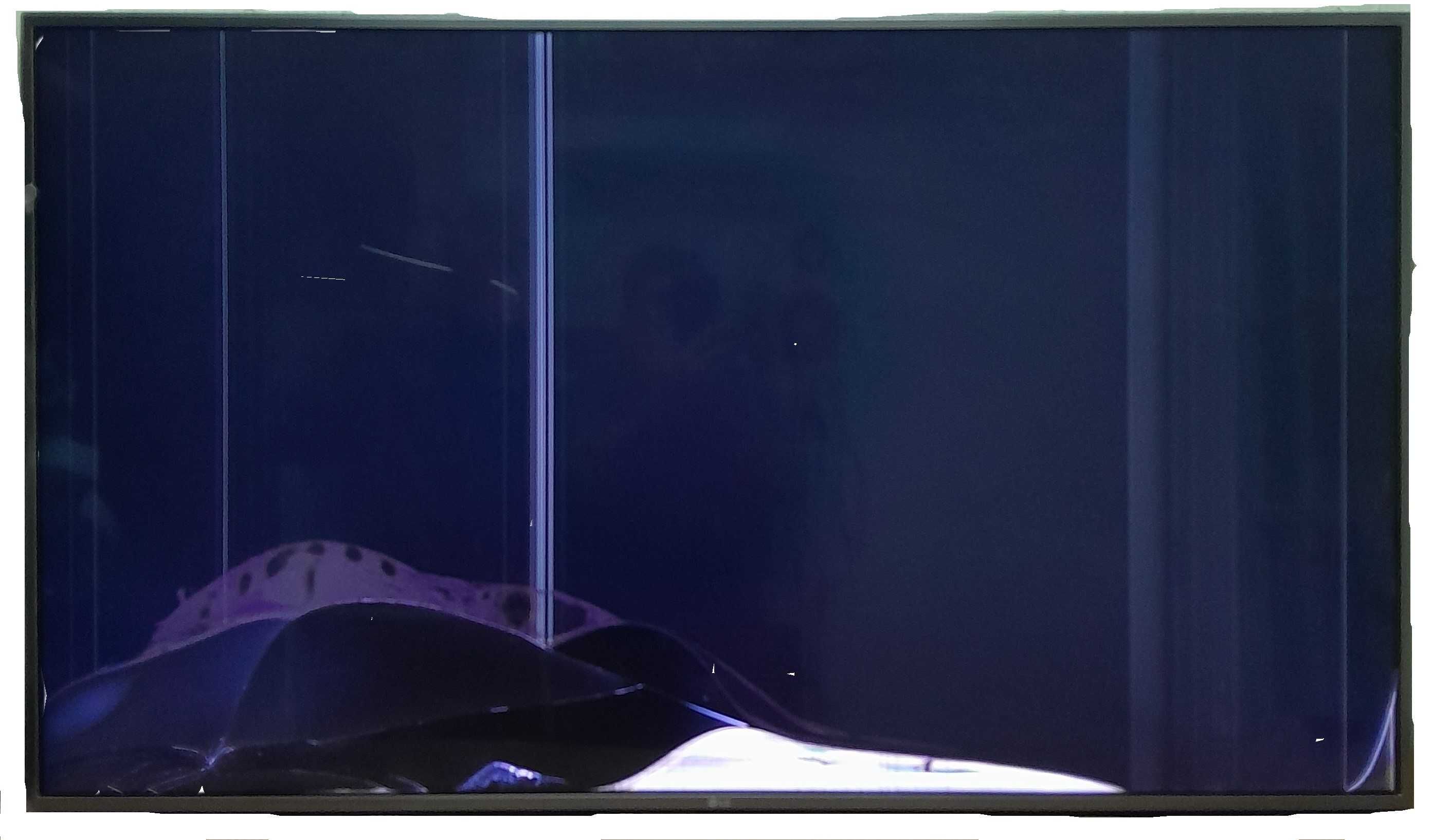 Televisão LG_55UH668V vendo todas as peças