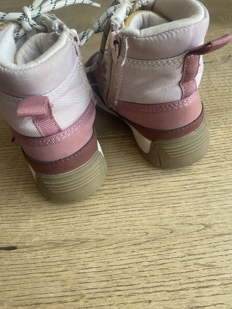 Buty dla dziewczynki Zara 23