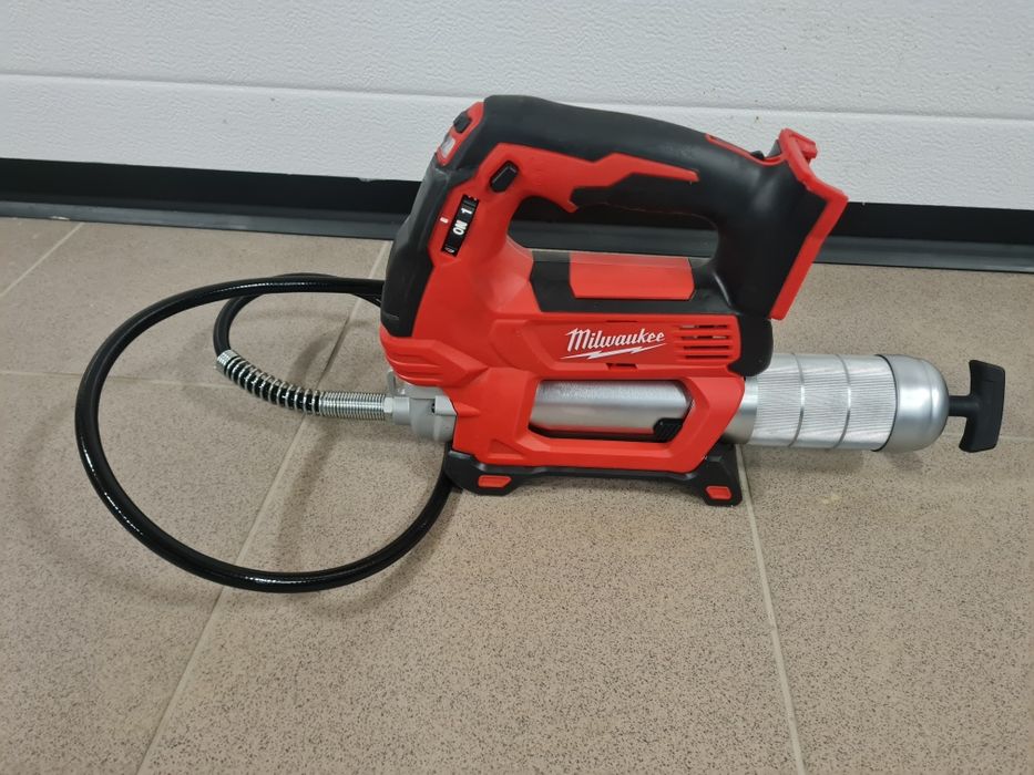 Milwaukee Smarownica M18 GG-0