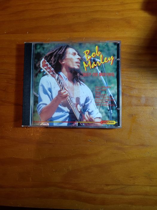 Vários CDs de música (Preço na descrição)