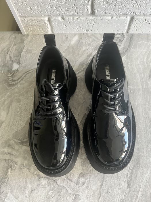 Продам жіночі туфлі