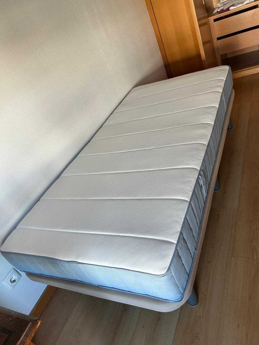 Cama Solteiro com estrutura