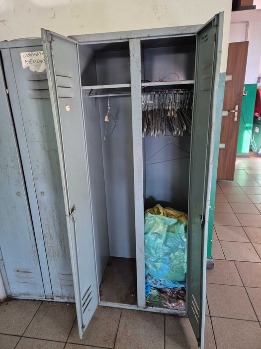 Szafka ubraniowa metalowa warsztatowa