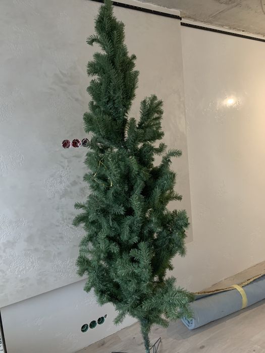 Ёлка искуственная 2.5 метра