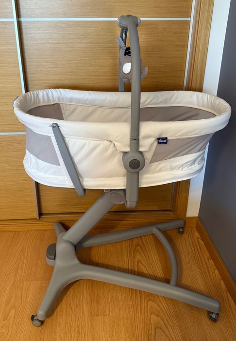 Berço Chicco Baby Hug 4 em 1 com colchão