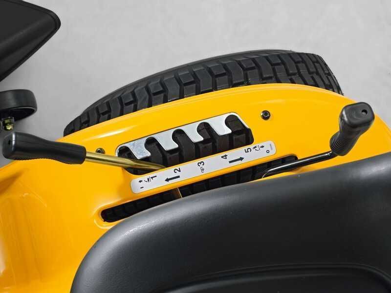 Traktorek ogrodowy Cub Cadet LT1 NR92 Pompa oleju