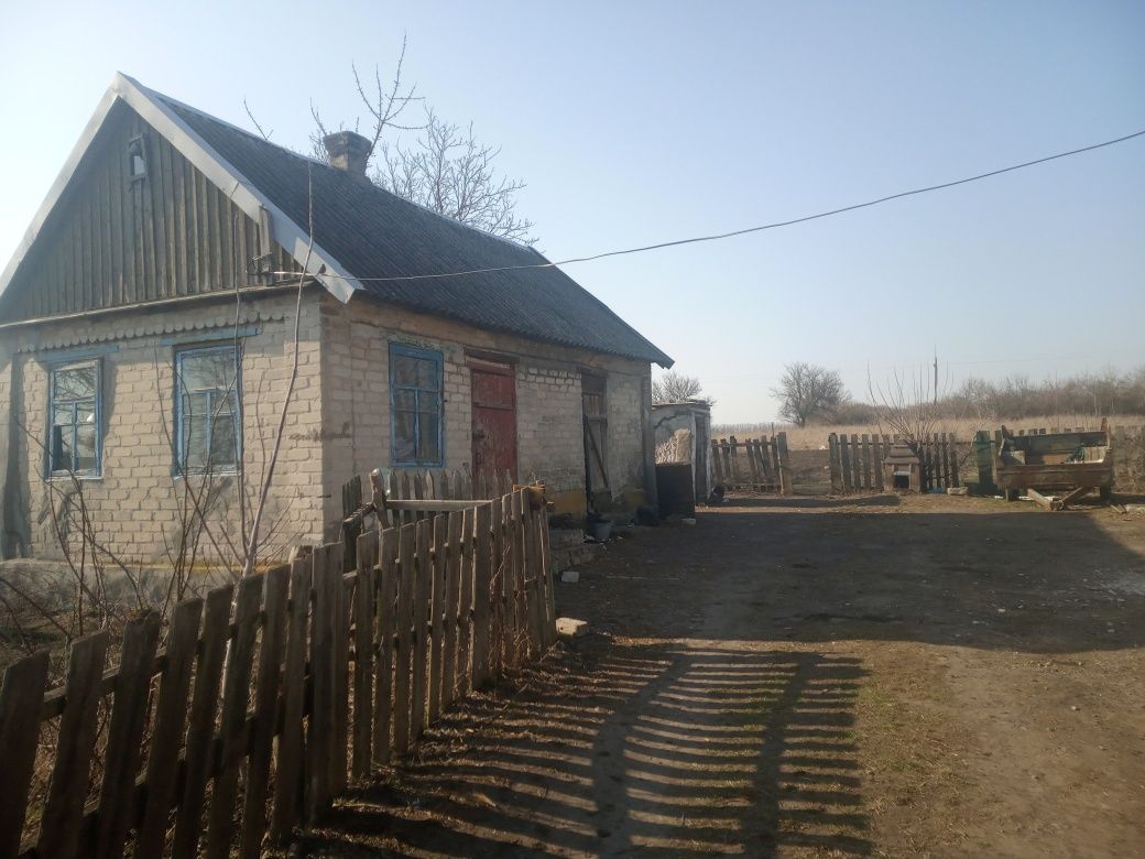 Продам будинок срочно в селі Гришино
