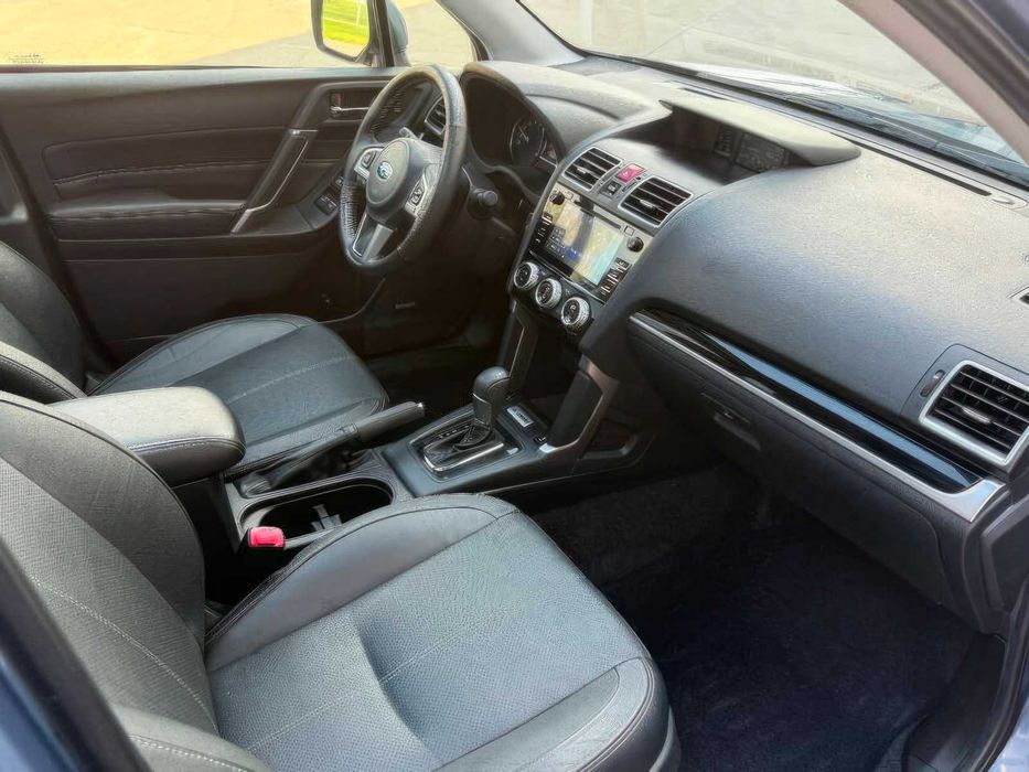 Subaru Forester      2018