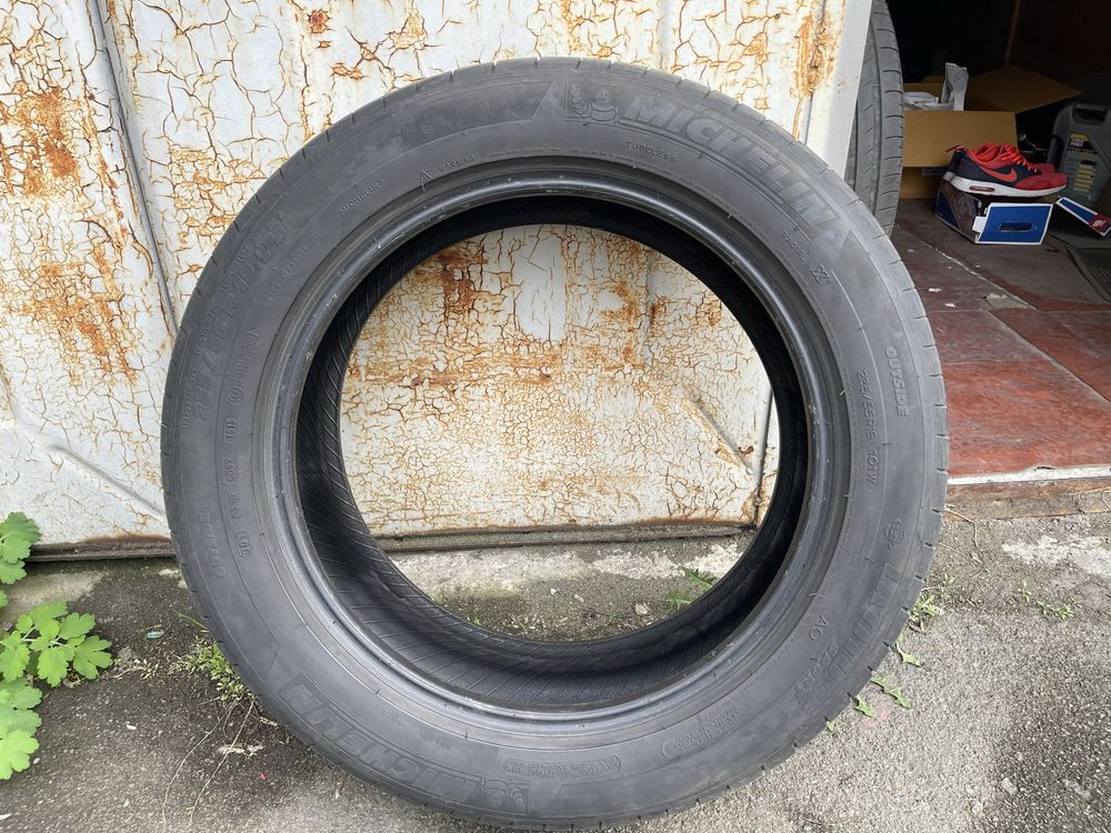 Лето  Michelin Latitude Sport  235/55 R 19