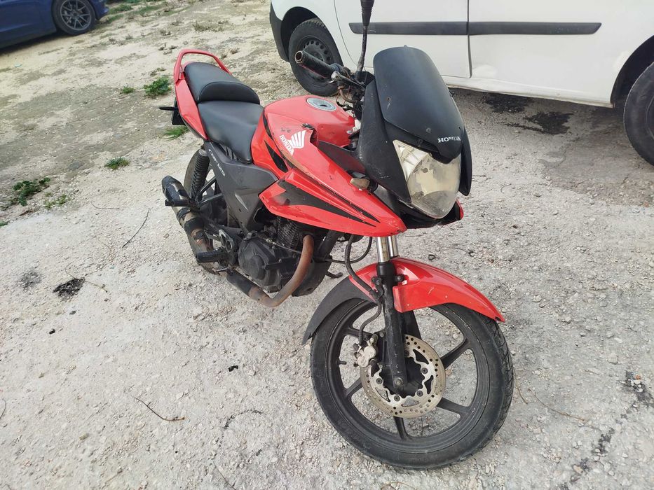 CBF 125 funcionando perfeitamente