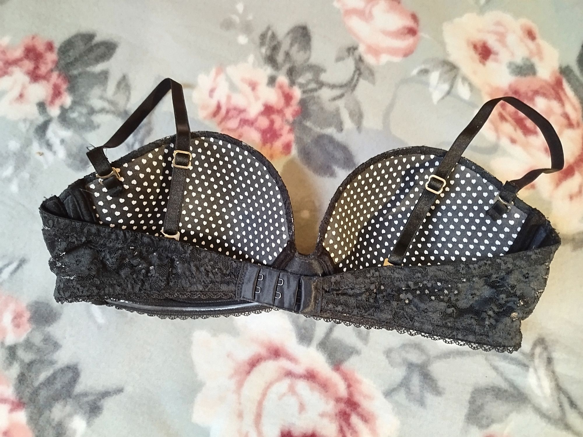 Czarny biustonosz Tezenis 75 C