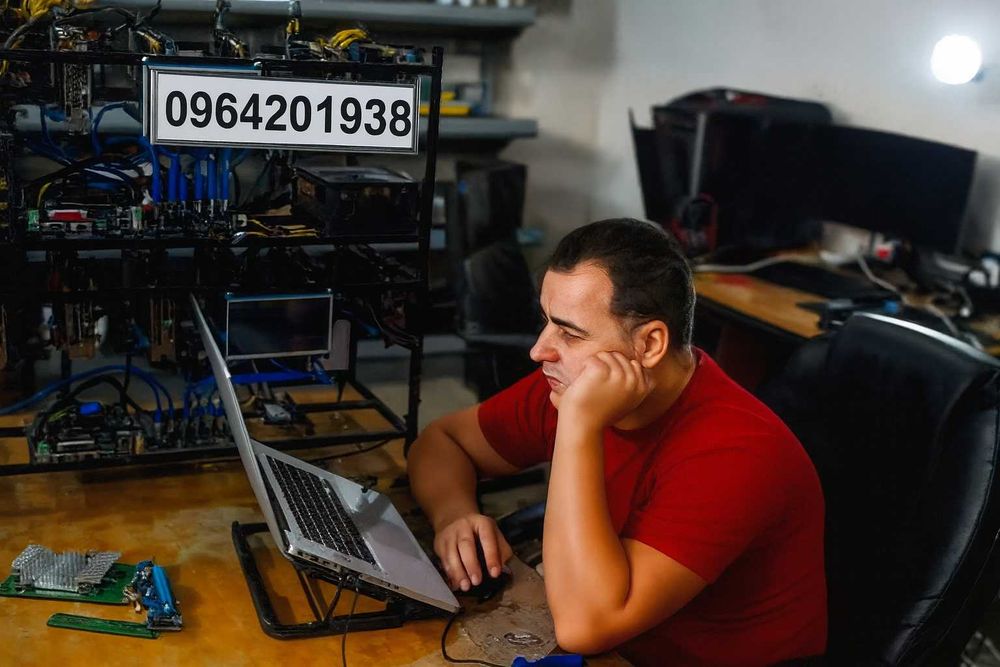 Ремонт компьютеров, ноутбуков, телевизоров, мониторов UPS Экофло Выезд