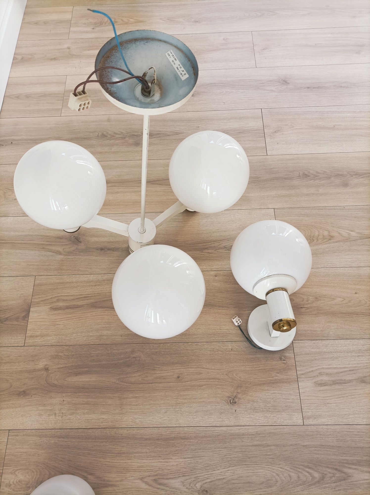 Lampy do wnetrza oswietlanie