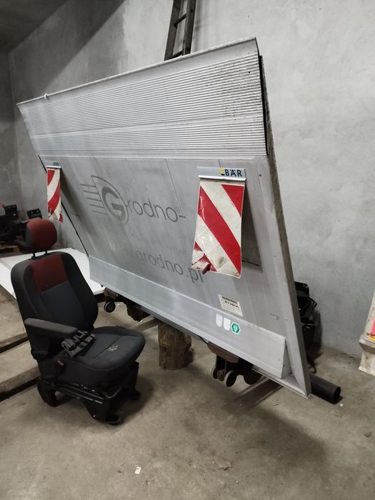 Winda bar 1000 kg wys 180cm szer 226 sprinter Iveco