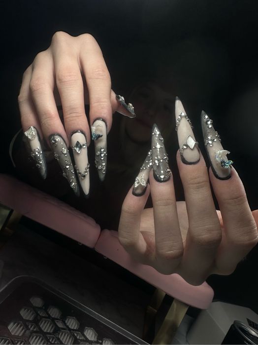 Manicure hybrydowy,przedluzanie paznokci