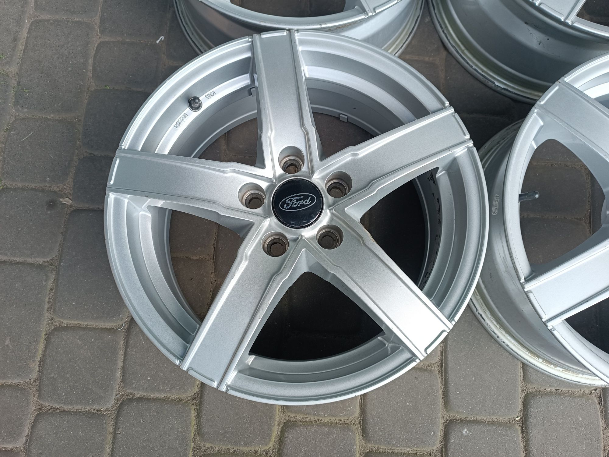 16 Alufelgi 5x108 Ford Focus, c max,Kuga ,Mondeo,, Czujniki Tpms, Volv