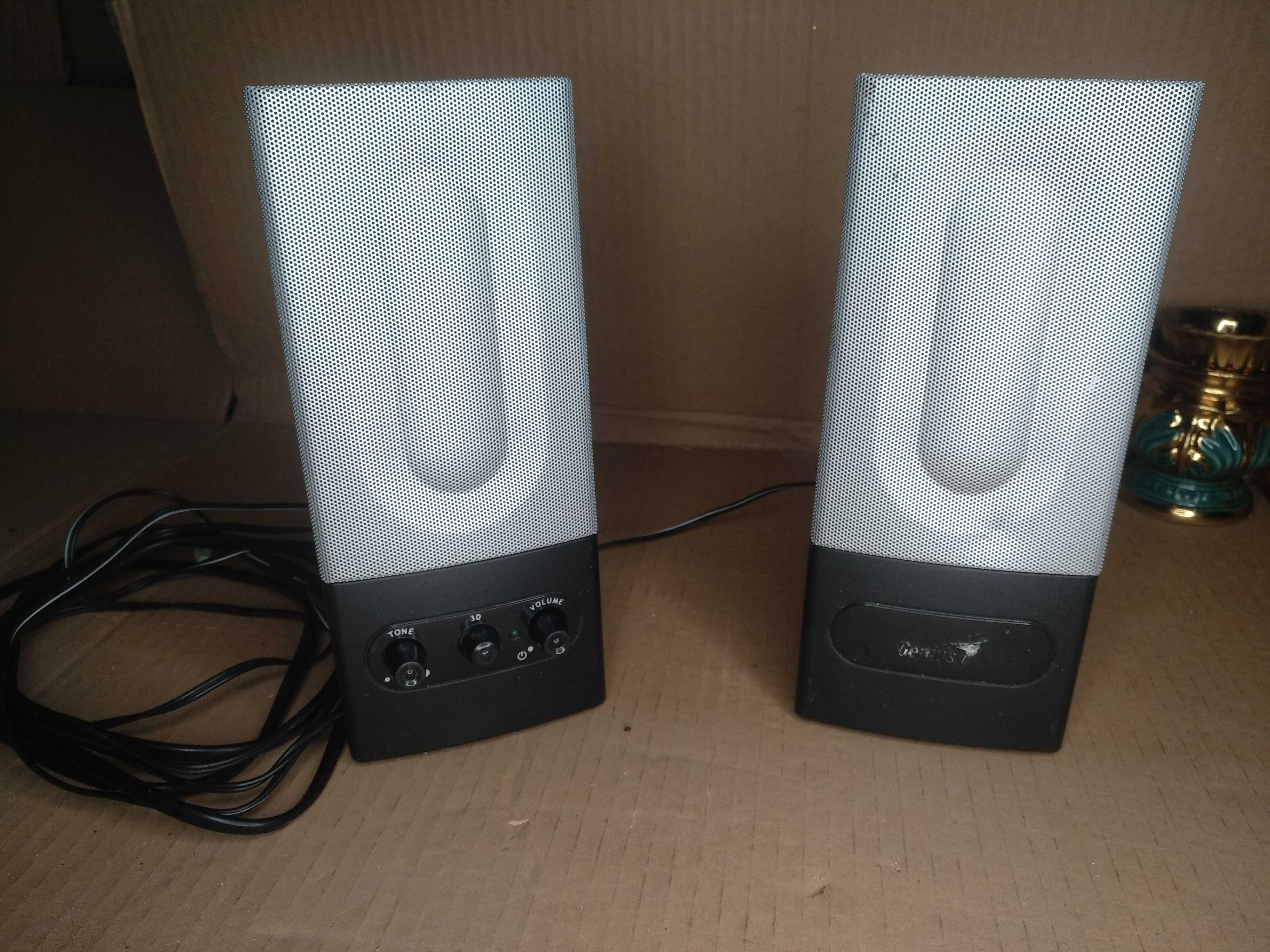 Колонки для комп'ютера Genius SP-F200