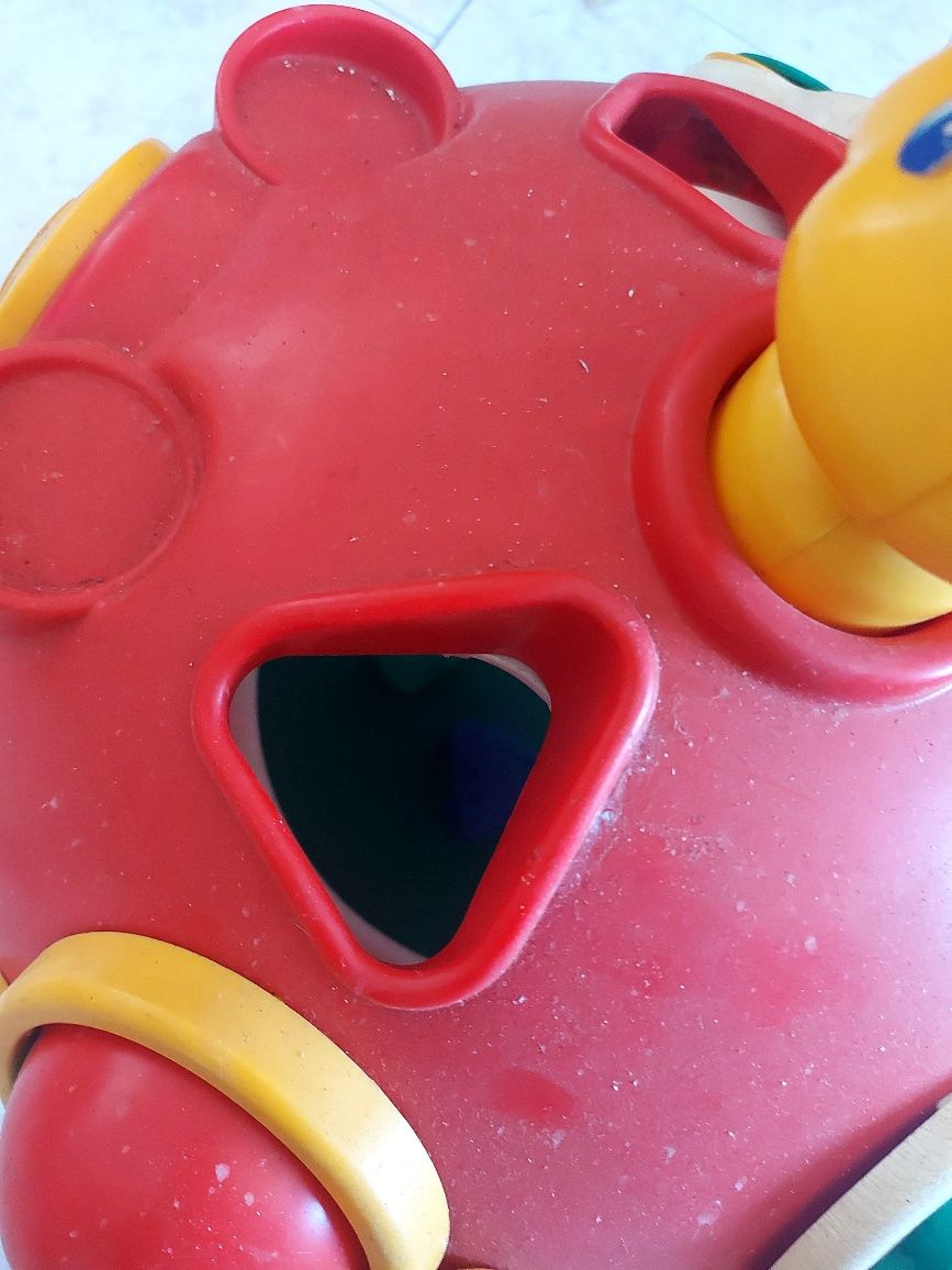 Brinquedo/arrumação para bebé
