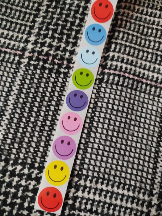 Naklejki emotki buzię uśmiechnięte