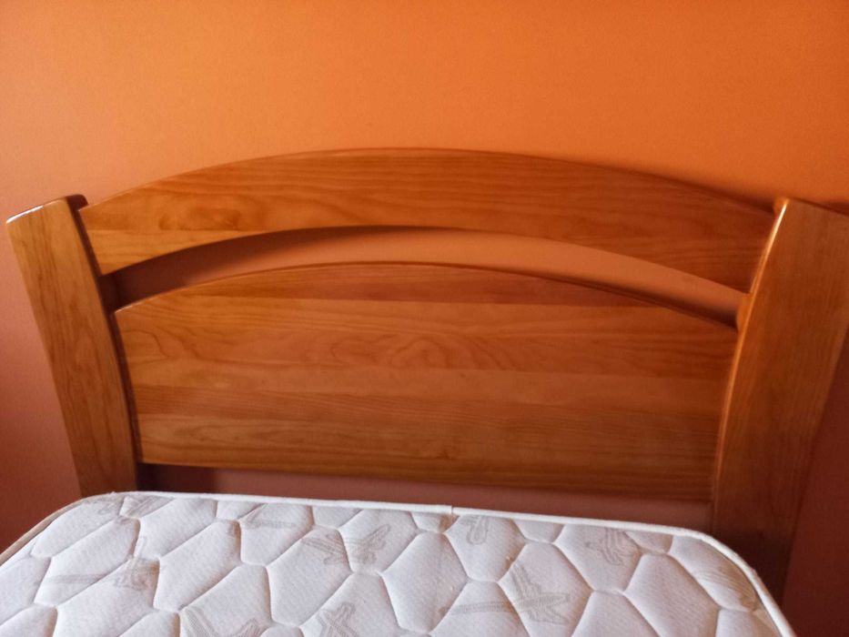 Cama Solteiro - Madeira maciça com gavetas + Colchão