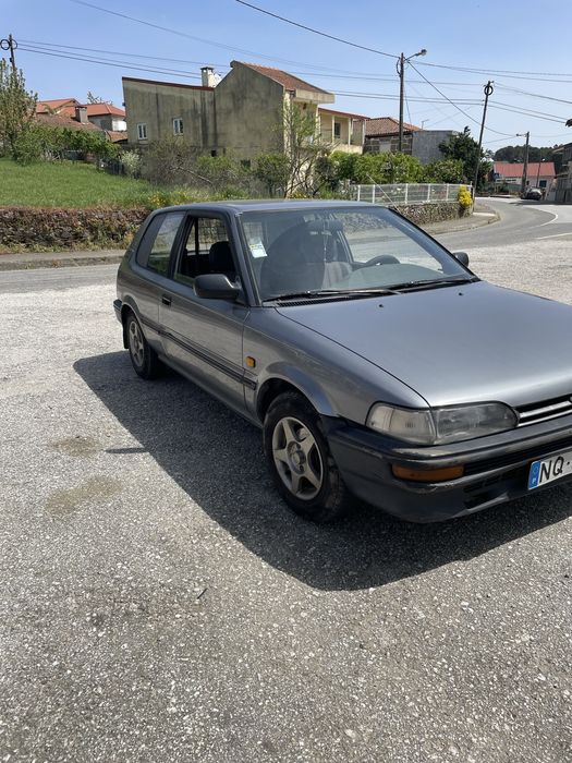 Vendo toyota corolla comercial