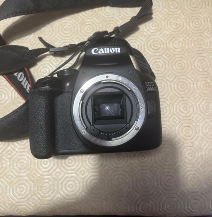 camara fotografica EOS-2000 + lente