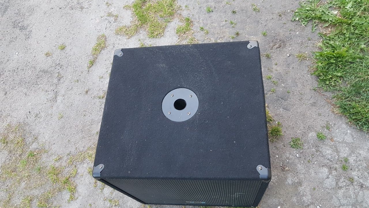 Subwoofer aktywny Vonyx Swai5 600W malo uzywany