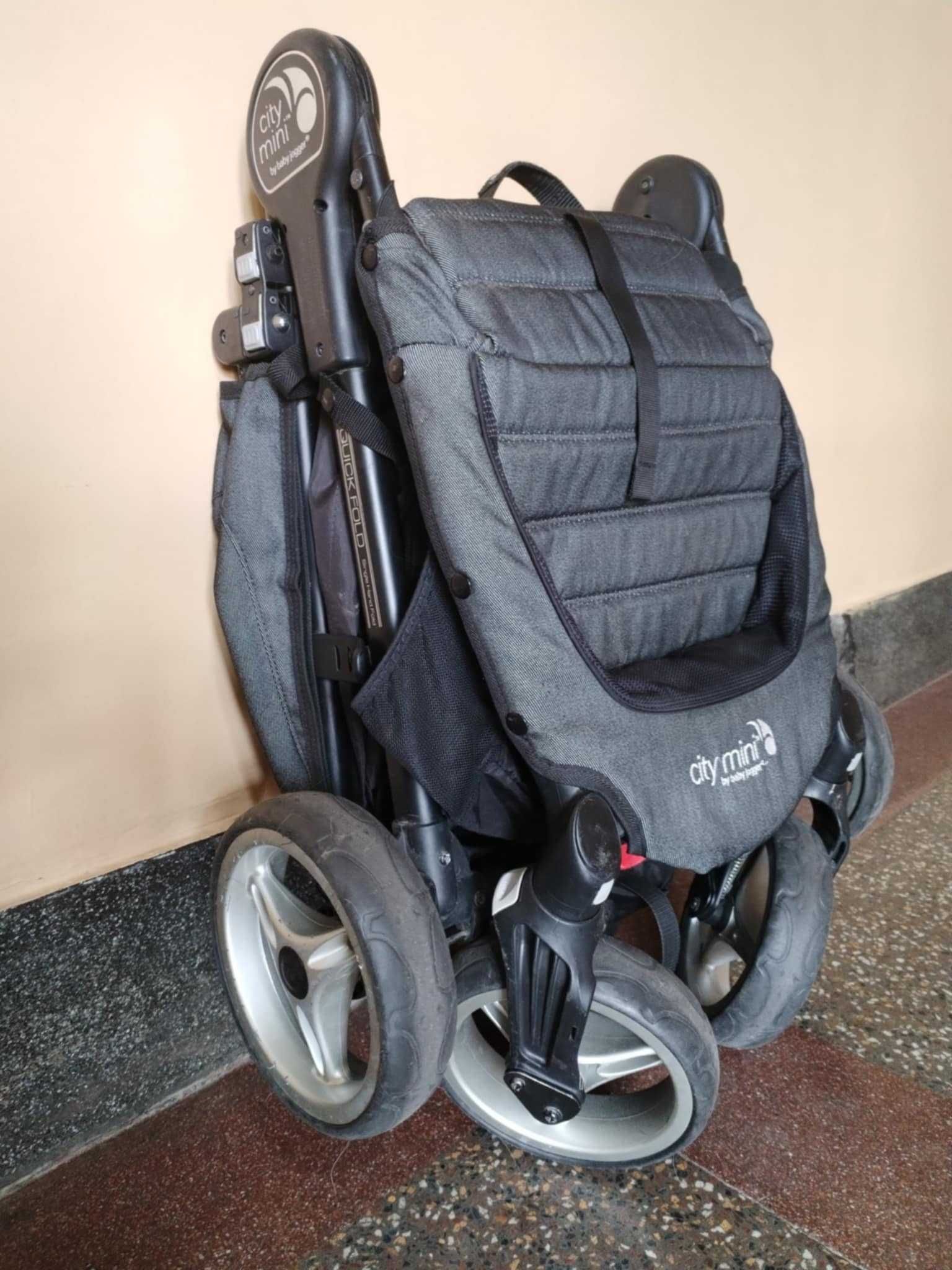Wózek spacerowy Baby Jogger City Mini 4W + 4 akcesoria