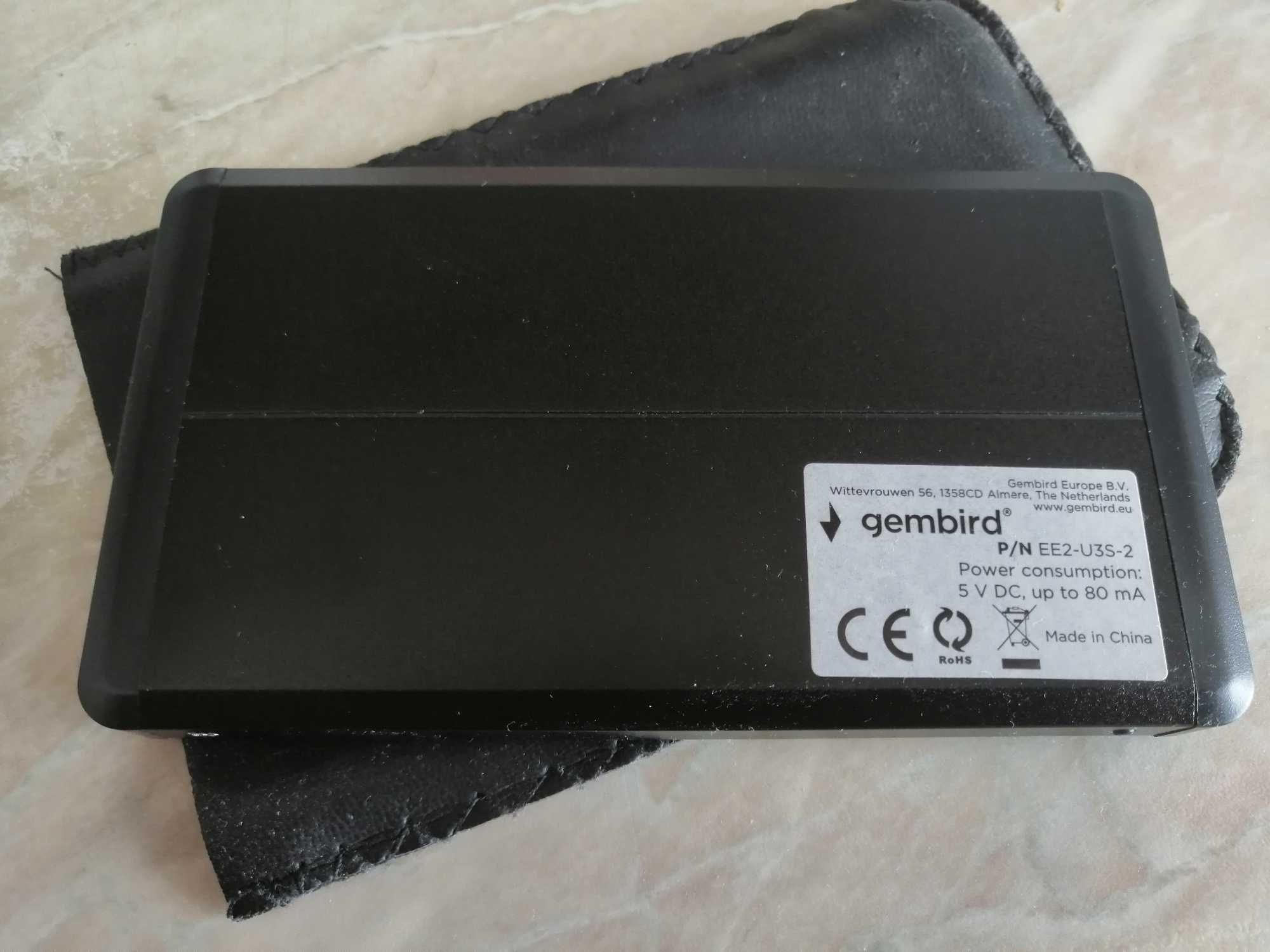 Зовнішній HDD 500 ГБ + чохол