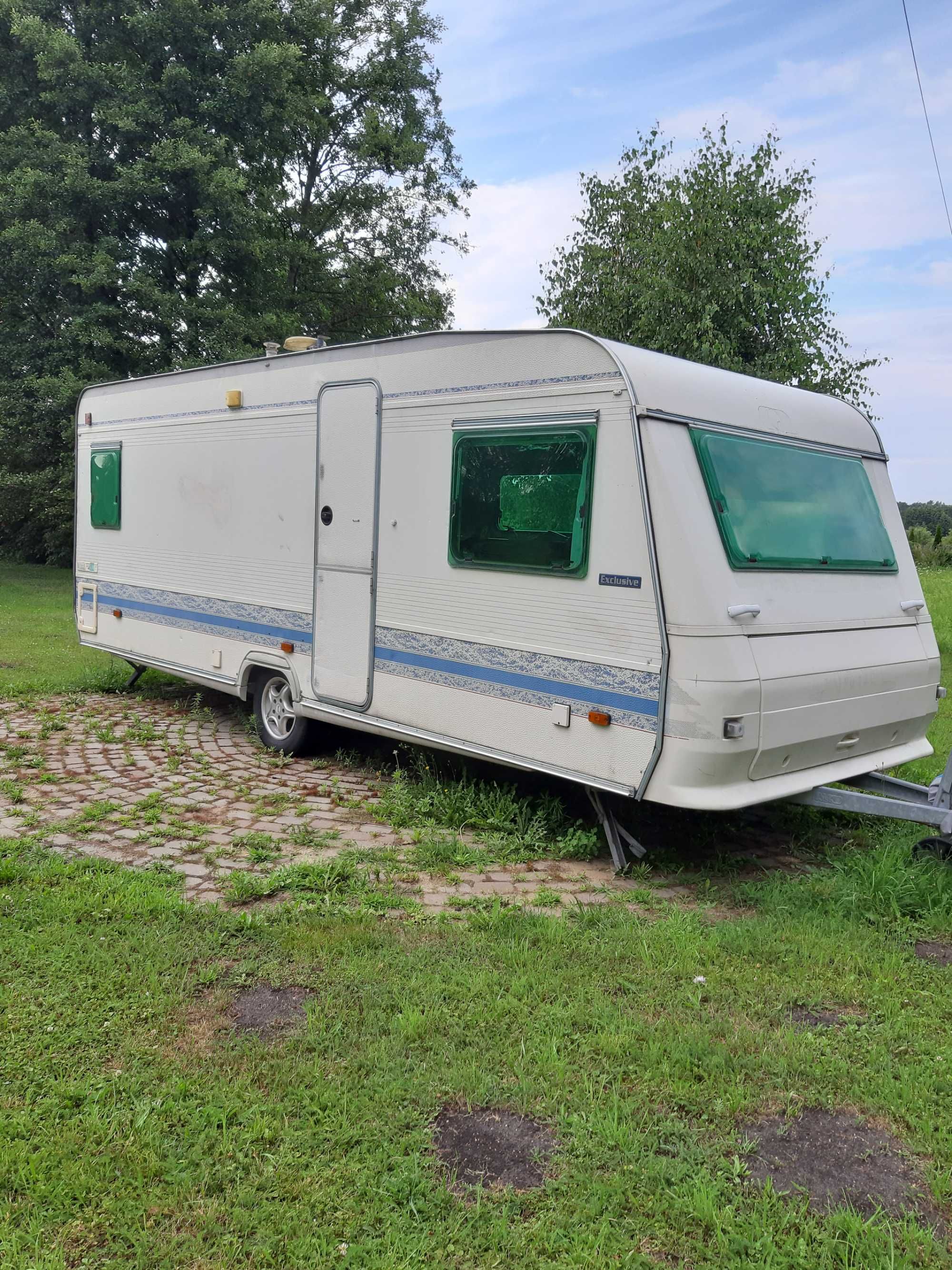 Sprzedam przyczepę kempingową