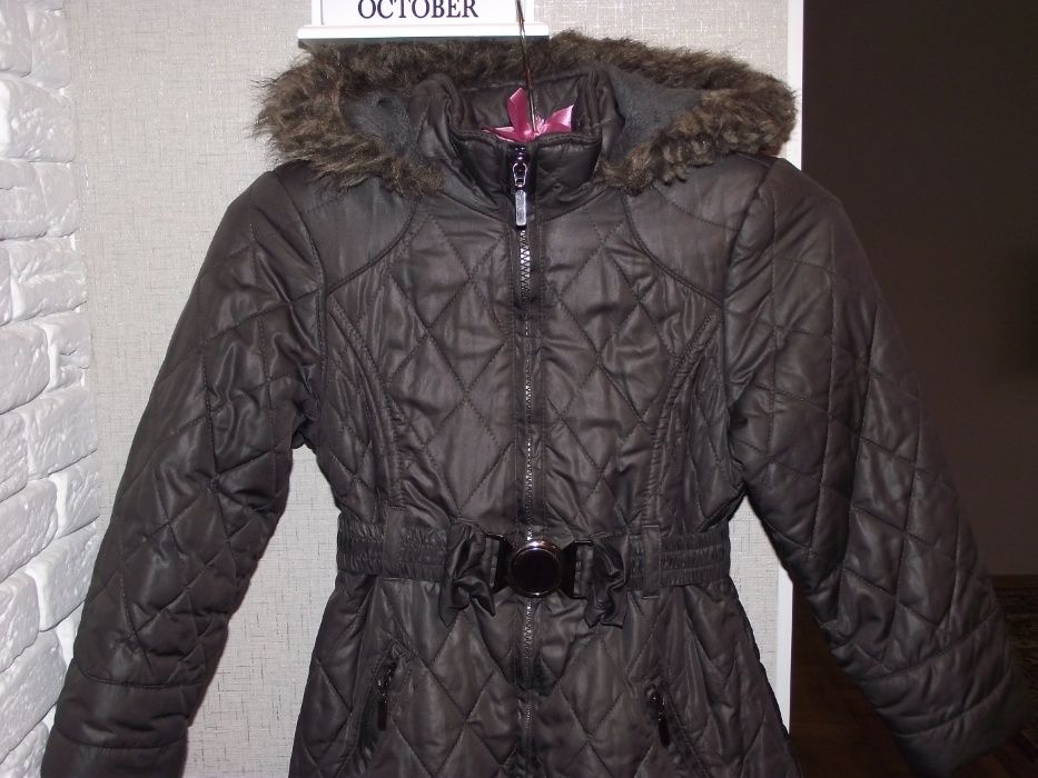 Курточка на девочку Tu 5-6 лет 110-116 см.