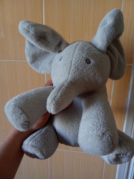 Слоник поющий музыкальный