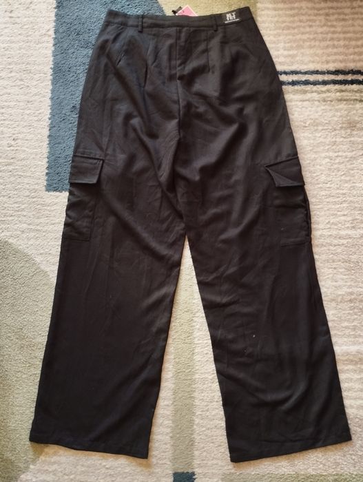 Czarne szerokie spodnie bojówki cargo z kieszeniami plt