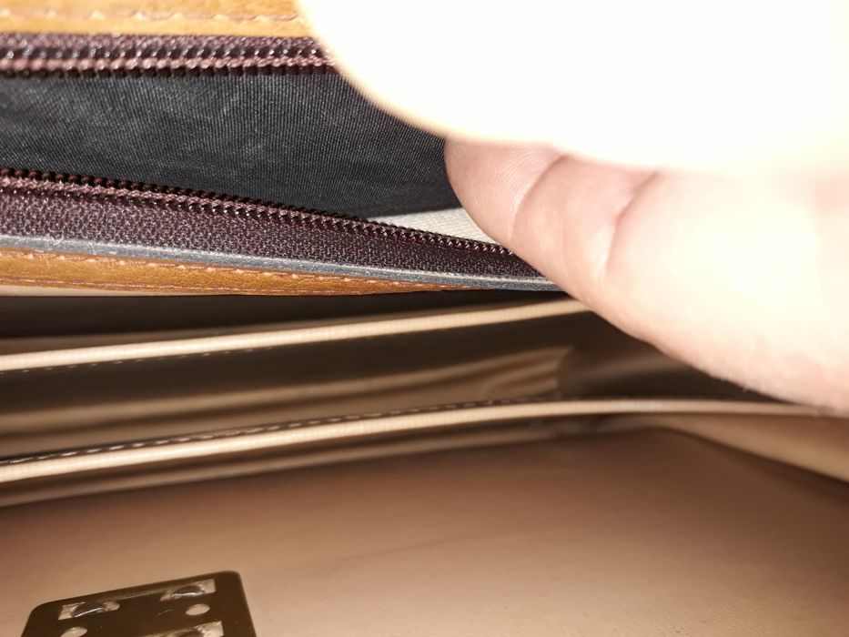 Mala em cabedal p/documentos