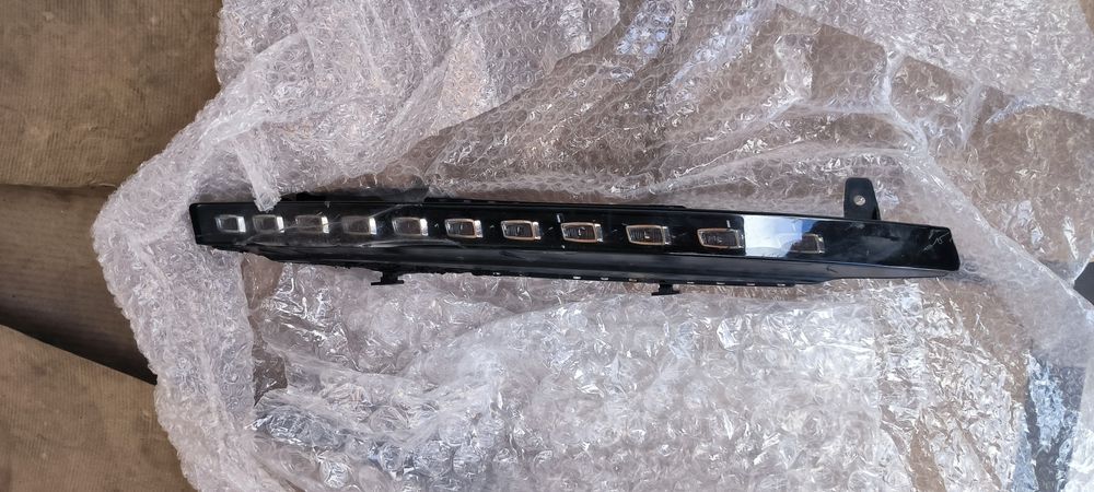 Правый поворотник на Audi Q7 4L  2010-2015 года Поворот ( LED11