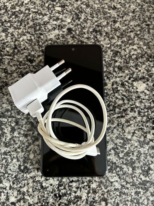 Samsung Galaxy A52 em bom estado