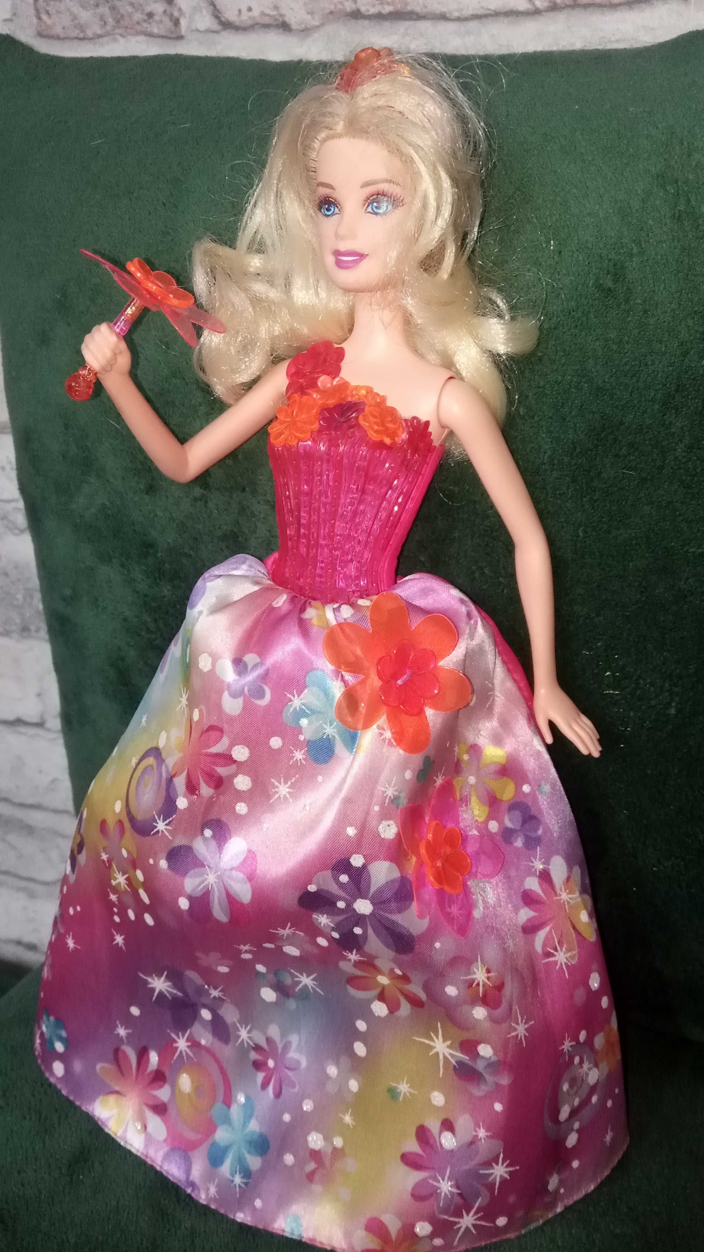 Na Mikołaja Nowa Barbie i tajemnicze drzwi gra i spiewa w języku polsk