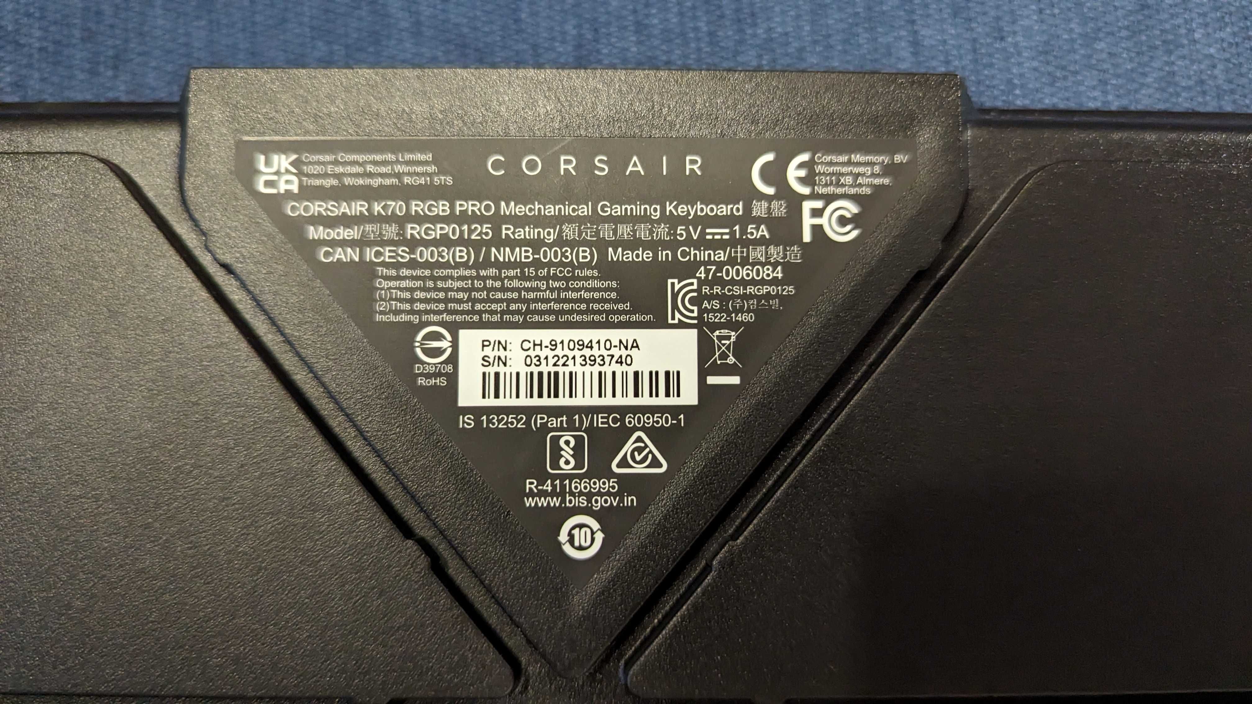 Клавіатура Corsair K70 RGB Pro Mechanical Keyboard Cherry MX Red - Гар