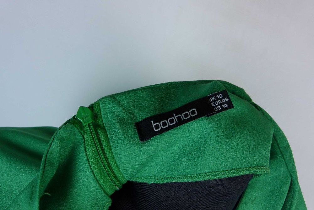 Boohoo krótka sukienka krótkie rękawy 18 / 46