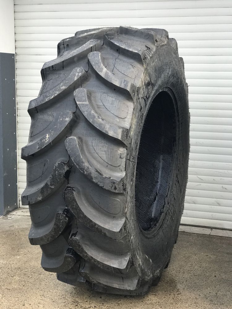 Nowe Galaxy 710/70R42 Earth-Pro 700