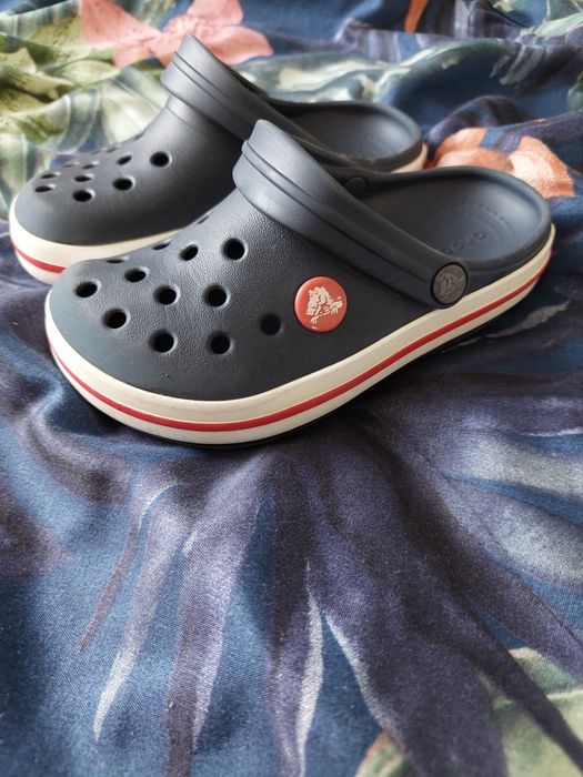 Crocs  po jednym dziecku