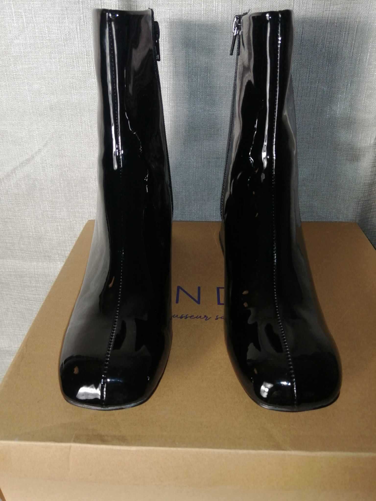 ANDRE Madelyne Nowe Botki Damskie Lakierowane 39 Oryginalne Buty