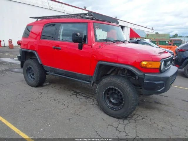 Toyota FJ 4.0 V6 260 KM, 4x4, automat, od ubezpieczalni!