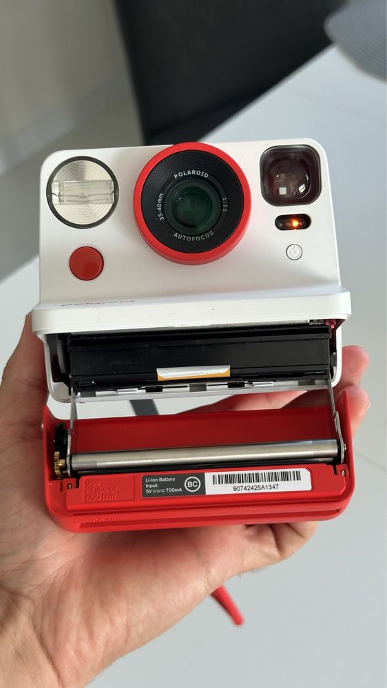 Камера моментального друку Polaroid Now Gen 2 Red