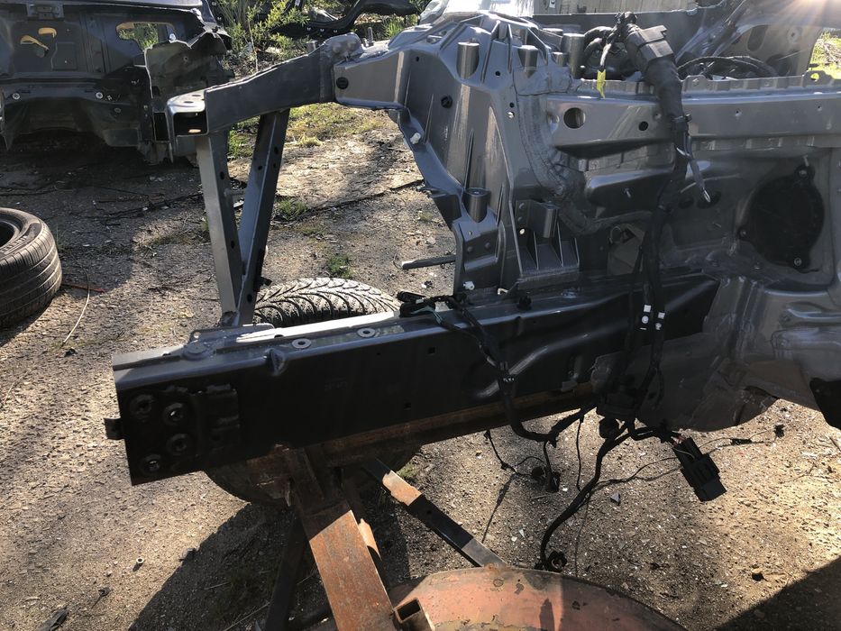 Чверть передня права BMW i4 G26 колір C4W 2020-